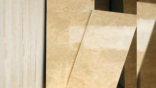 تصویر 1 از سرامیک طرح سنگ طلایی مناسب ترکیب با دکوراسیون چوبی و مدرن